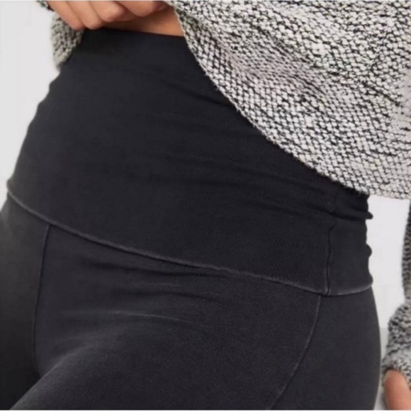 Aerie offline OG foldover super flare high rise in washed black NWT - Picture 7 of 8